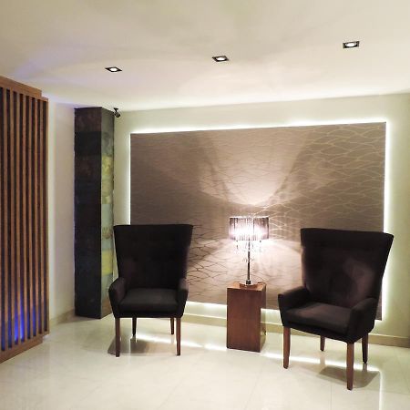 Hotel Senorial Platino Леон Екстериор снимка