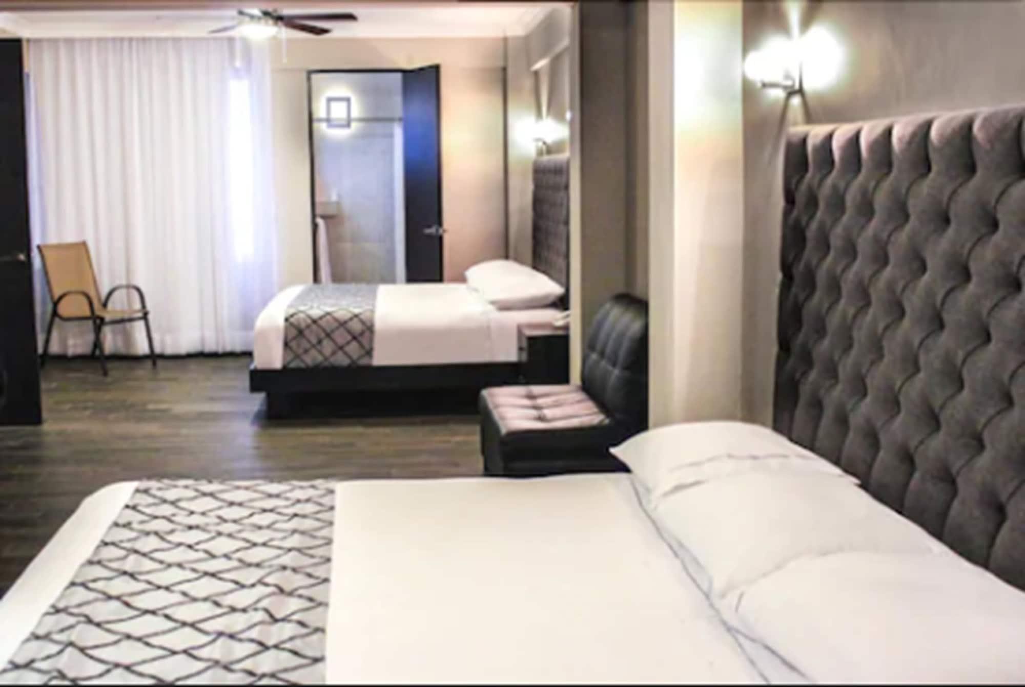 Hotel Senorial Platino Леон Екстериор снимка
