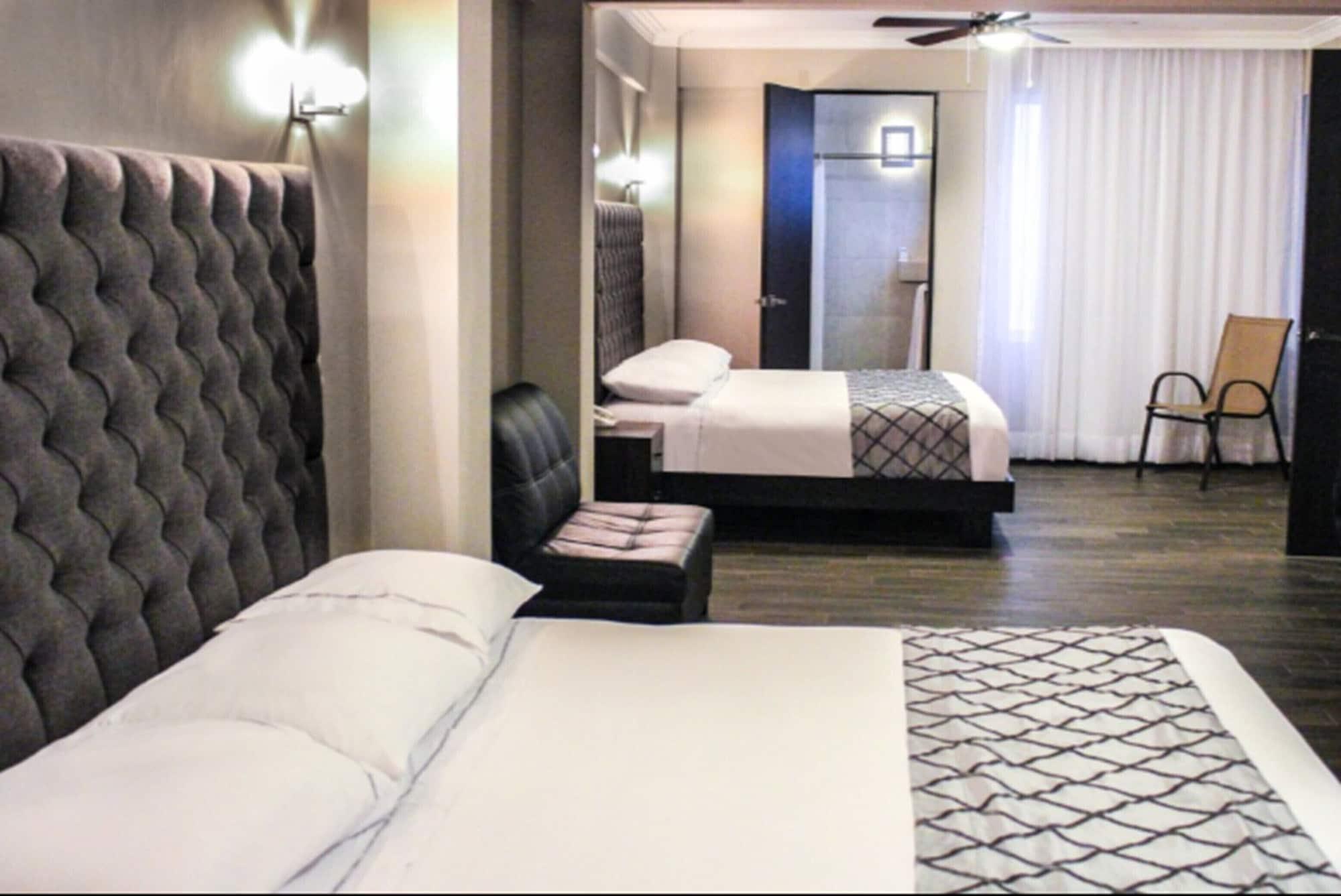 Hotel Senorial Platino Леон Екстериор снимка