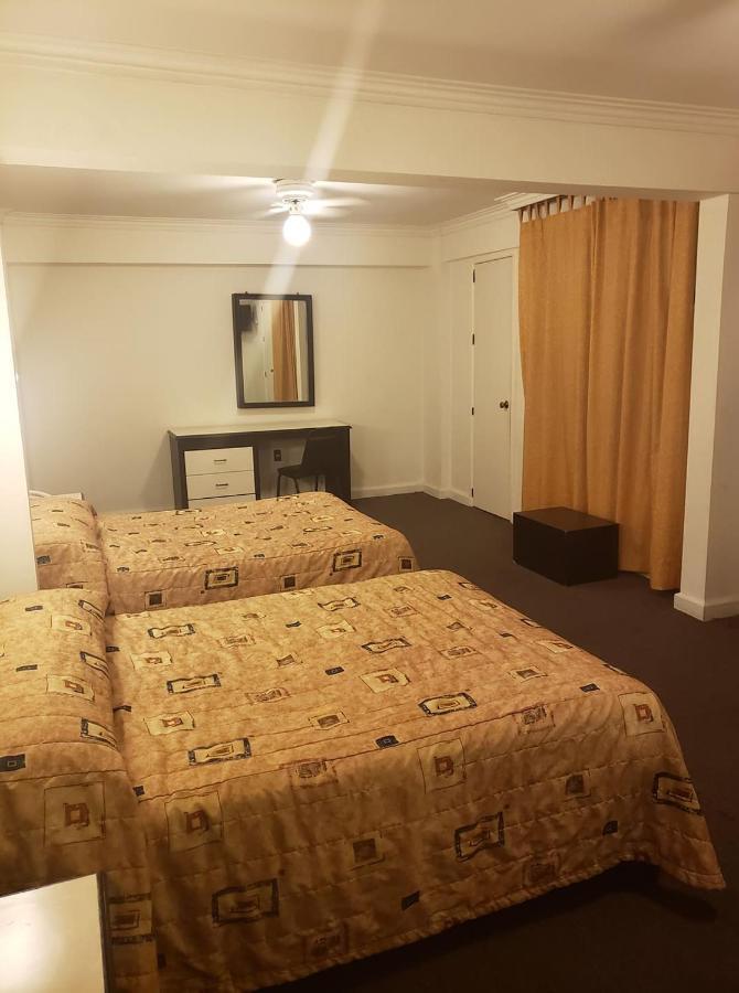 Hotel Senorial Platino Леон Екстериор снимка