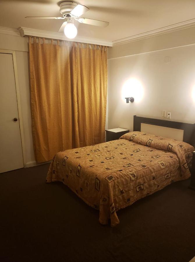 Hotel Senorial Platino Леон Екстериор снимка
