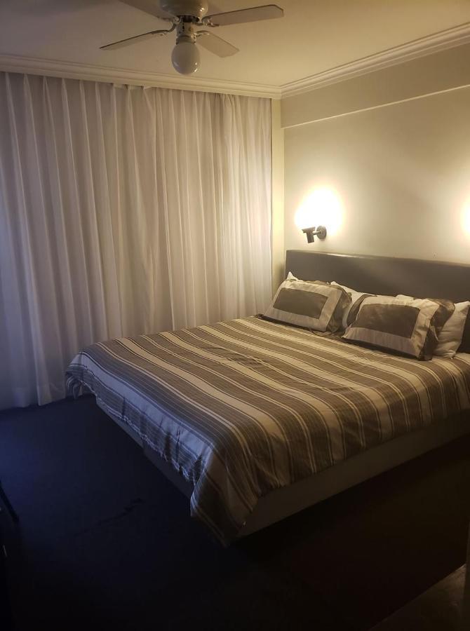 Hotel Senorial Platino Леон Екстериор снимка